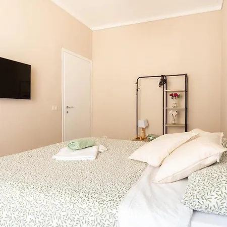 Modern 2br W-balcony E Ac Near Vaticanmuseums *
