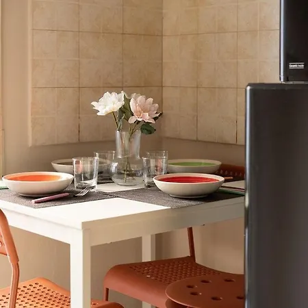 Modern 2br W-balcony E Ac Near Vaticanmuseums Rom